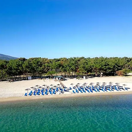 Artemis Hotel 3*